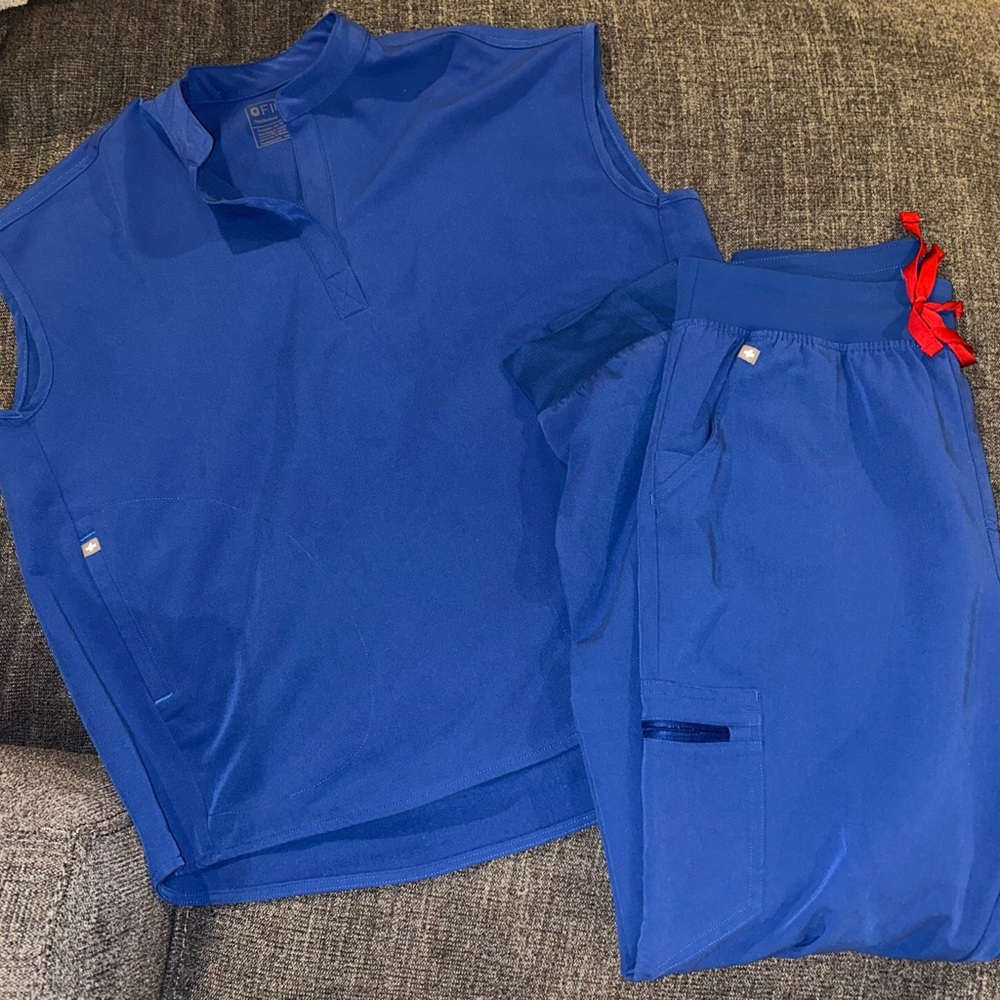 FIGS Royal Blue SET Blue w/ Red Tie String